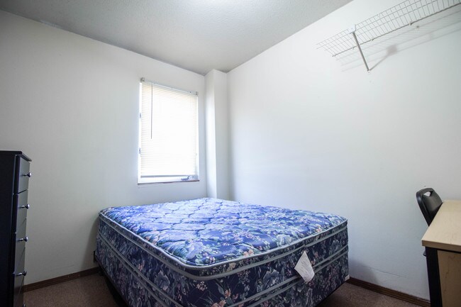 Photo - 808 W Nevada St