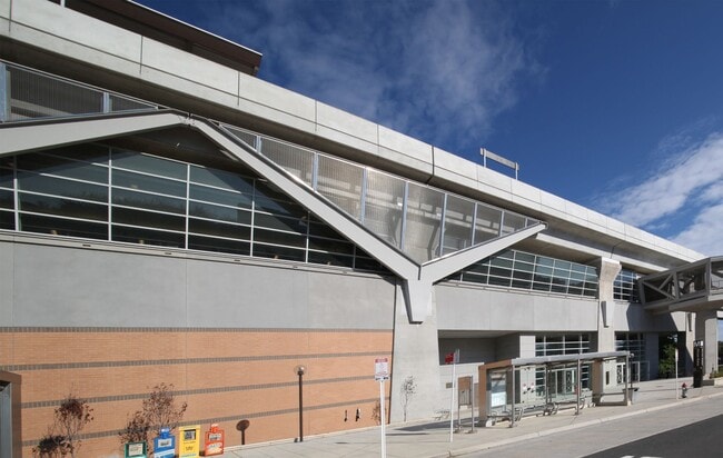 Photo - Updated 1br in control access building in Gates of Mclean.