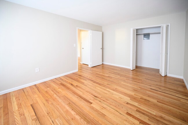 Lafayette Park Apartments