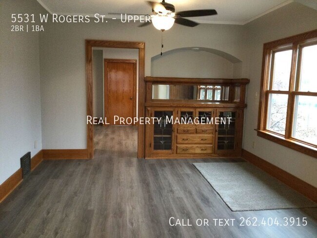 Photo - 5531 W Rogers St Unit Upper