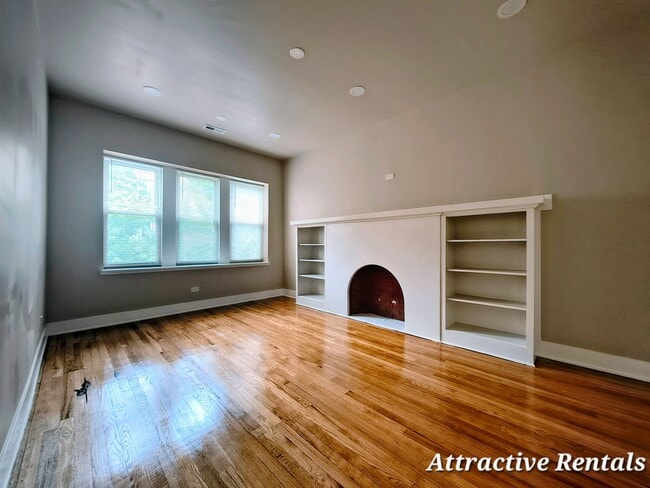 Building Photo - 1357 S Kildare Ave Unit 2
