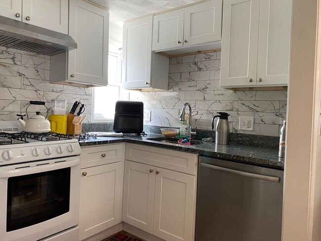 Photo - 836 Main St Unit 836