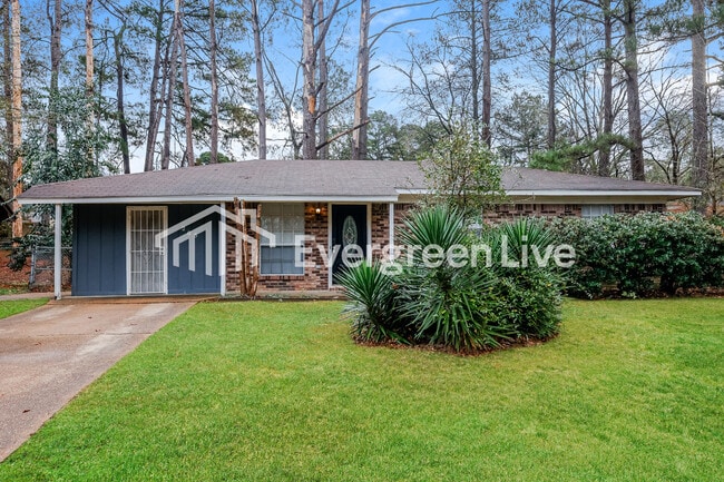 Building Photo - 205 Larado Dr