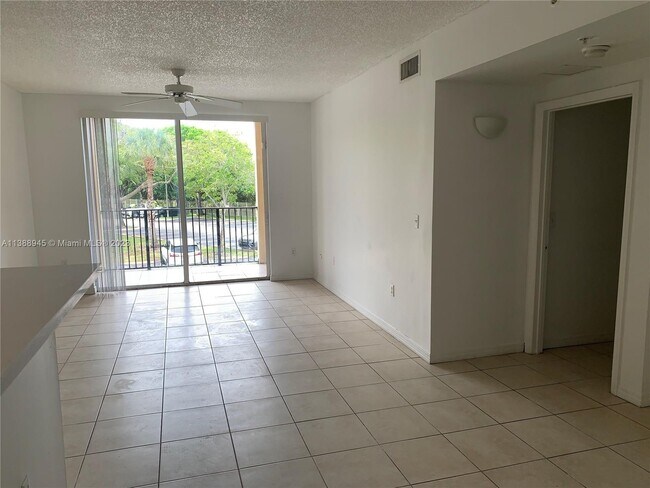 Photo - 2160 E Preserve Way Unidad 203