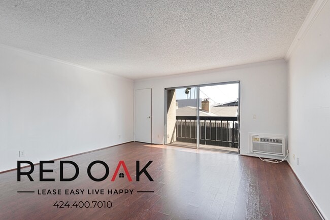 Building Photo - 1522 N Formosa Ave Unit 106