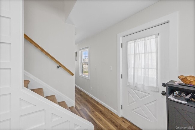 Photo - 68 Crescent Ln