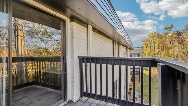 Compass Vista Apartments