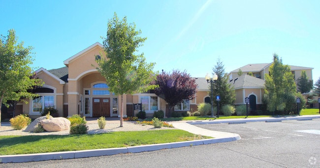 Photo - The Highlands