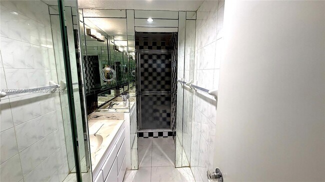 Photo - 3505 S Ocean Dr Unit 104