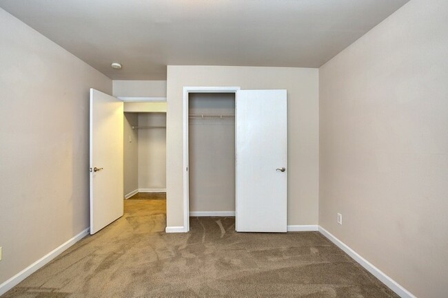 Ridgetop Apartments