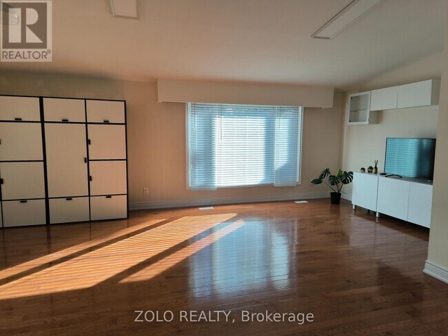 Photo - 4 Cloebury Ct