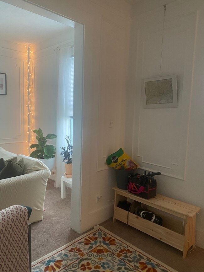 Building Photo - 101 Hynes Ave Unit 1