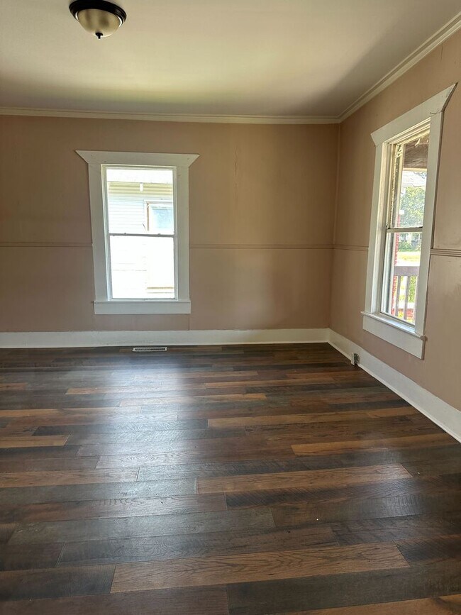 Photo - Charming 3-Bedroom, 1-Bathroom Home with Fenced Yard