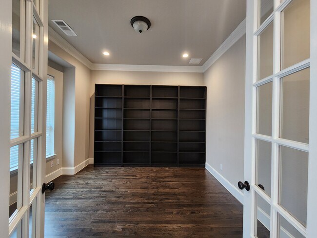 Photo - 7163 Split Rein Rd