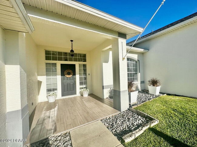 Photo - 1755 Creekwater Blvd