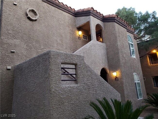 Building Photo - 9325 W Desert Inn Rd Unit 229 Rental