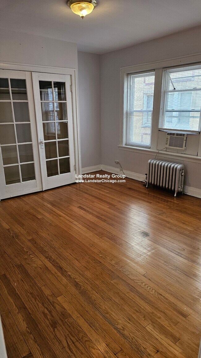 4409 N Kenneth Ave Unit 3A