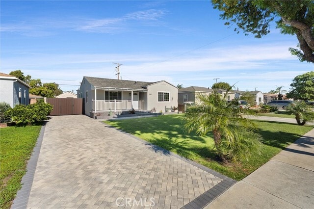 Photo - 3367 W 152nd St