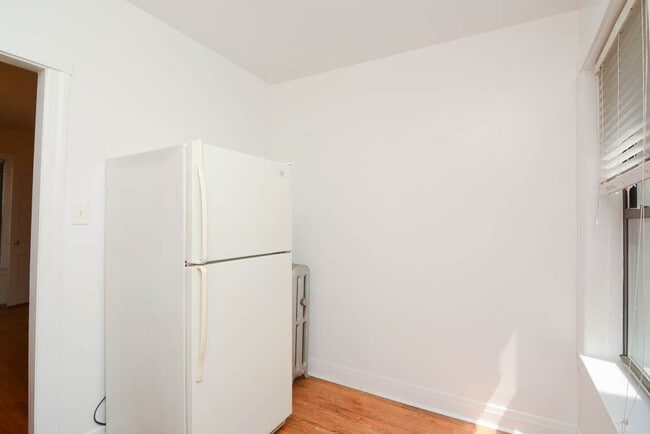 Photo - 2647 N Spaulding Ave Unit E3