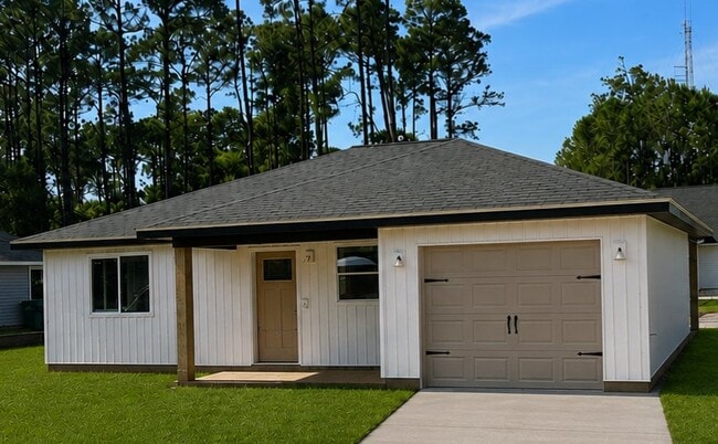 Photo - 202 Mackerel St