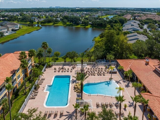 Photo - 5475 Vineland Rd Unit 8111