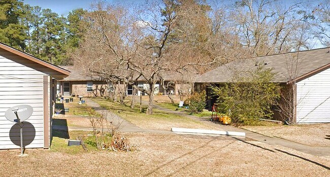 Photo - 301 Harper St