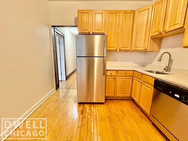 Photo - 2430 N Spaulding Ave Unit 2