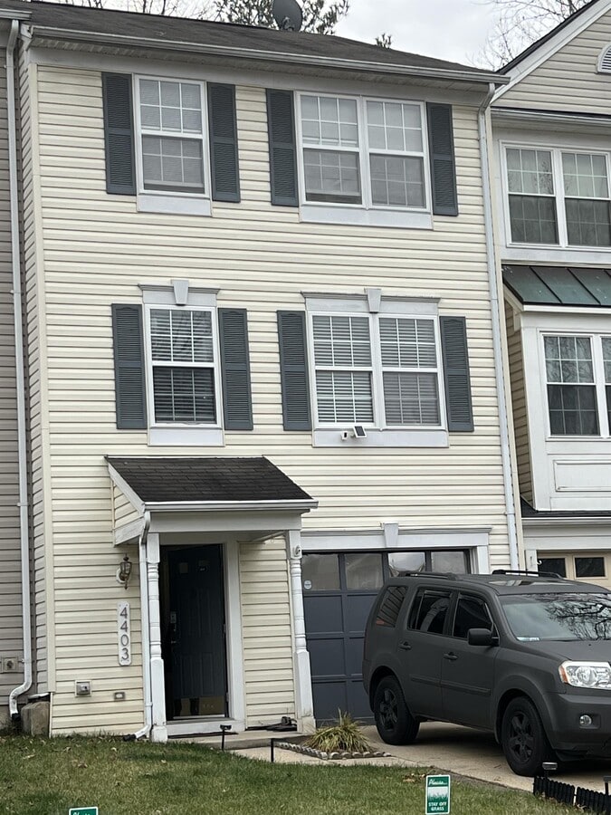 Photo - 4403 Lieutenant Lansdale Pl