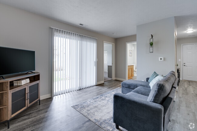 2 BR, 2 BA