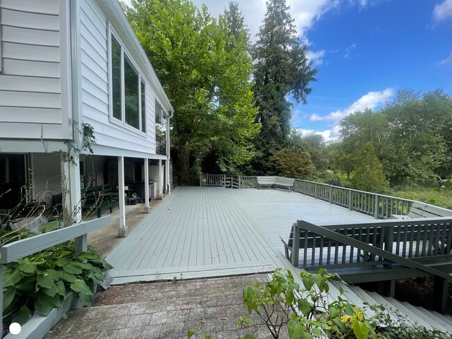 Photo - 130 Huntington St