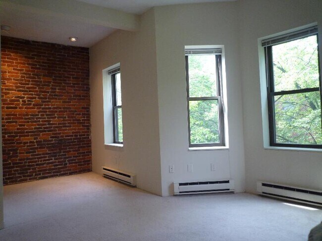 Photo - 61 St Germain St Unit 30 1