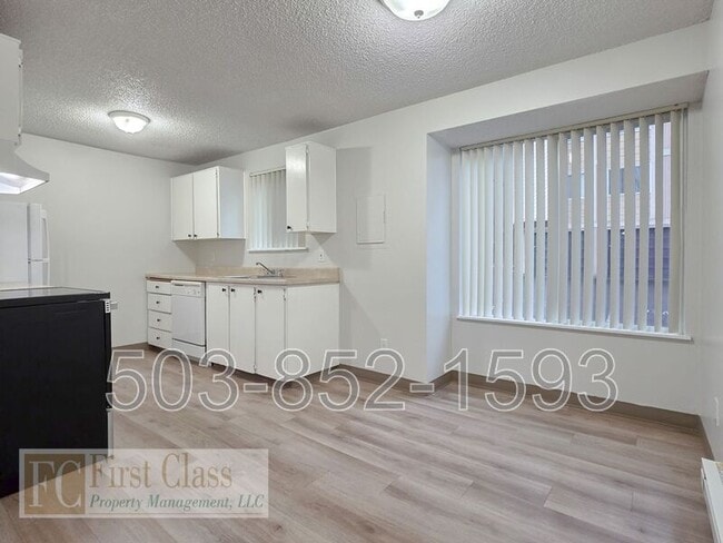 Photo - 3618 SW Beaverton Hillsdale Hwy Unit 23