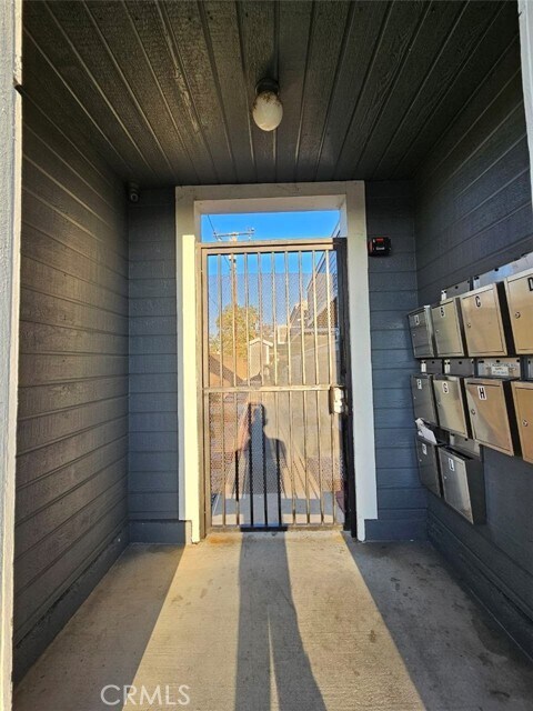 Photo - 1120 Nicklett Ave Unidad J