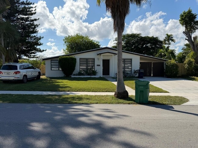 Photo - 19810 Holiday Rd