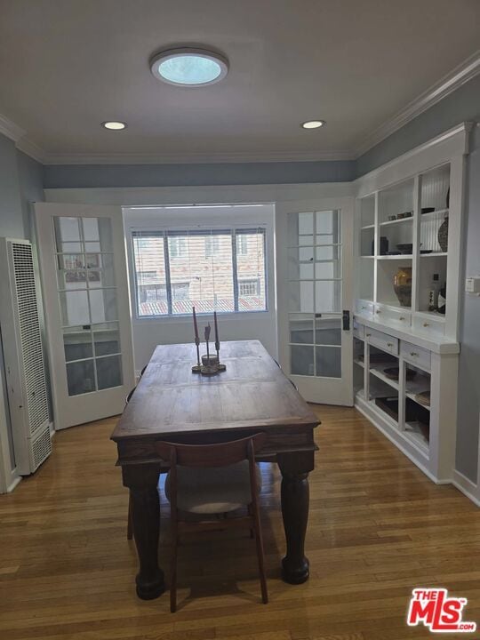 Photo - 2122 Hillhurst Ave