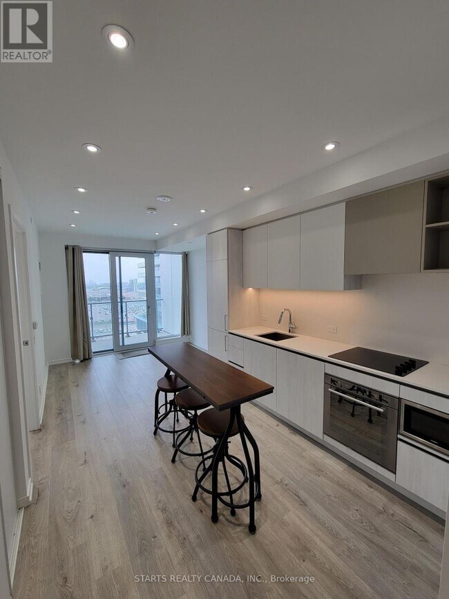 Photo - 1000 Portage Pkwy Unit 1007