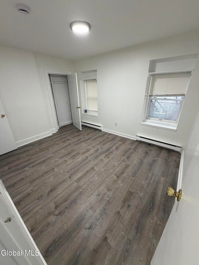 Photo - 58 S Swan St Unit 1