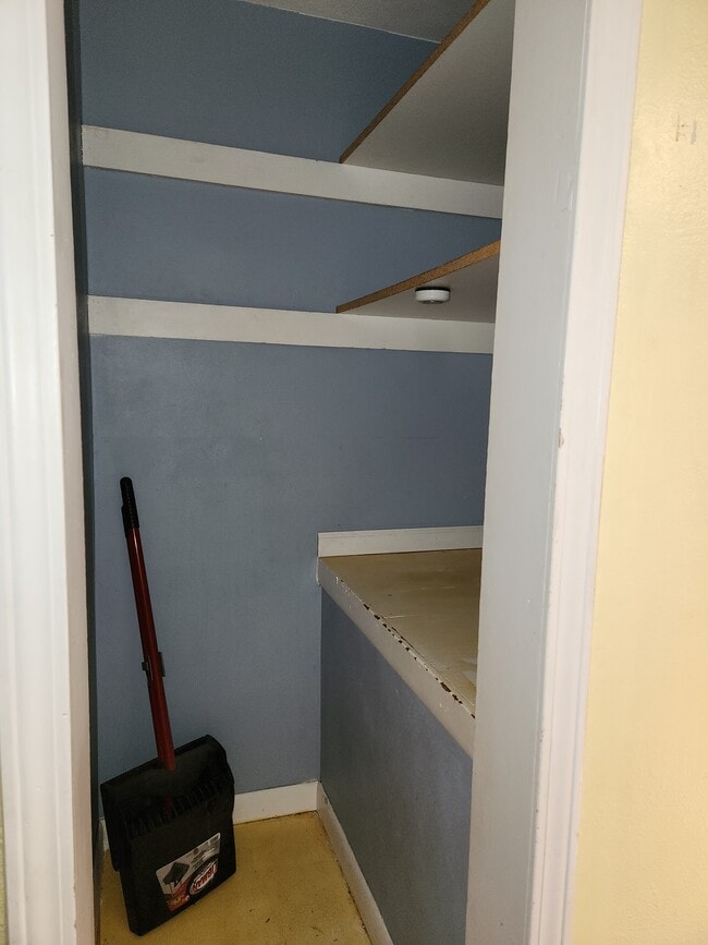 Photo - 1324 W 4th St