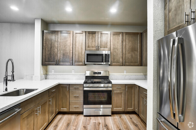 Building Photo - The Boulders at Fountaingrove Rental