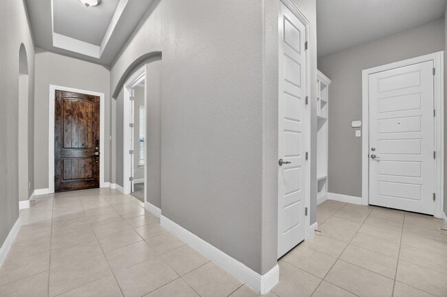 Photo - 21413 Hines Ln