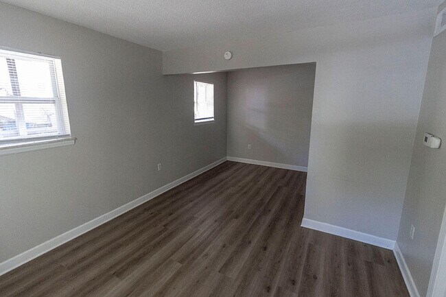 Photo - 1612 Richardson St Unit 1