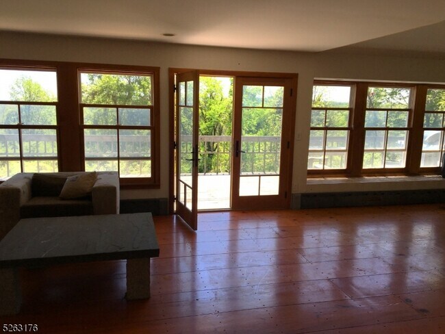 Photo - 53 Philhower Rd