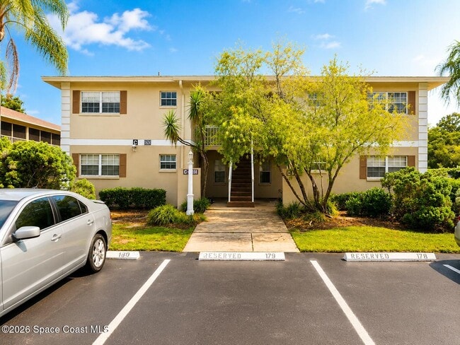 Building Photo - 1624 Sunny Brook Ln Unit C203