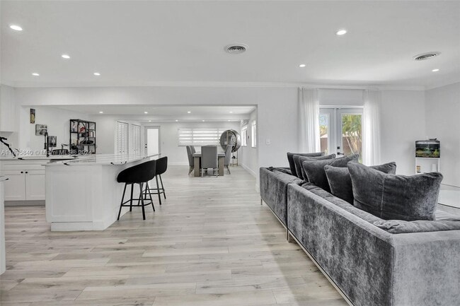 Photo - 4117 McKinley St