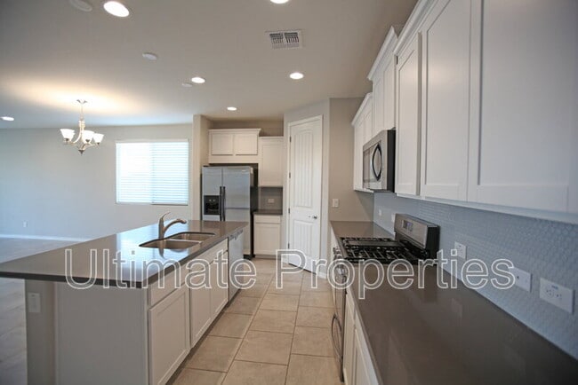 Photo - 14563 W Dahlia Dr