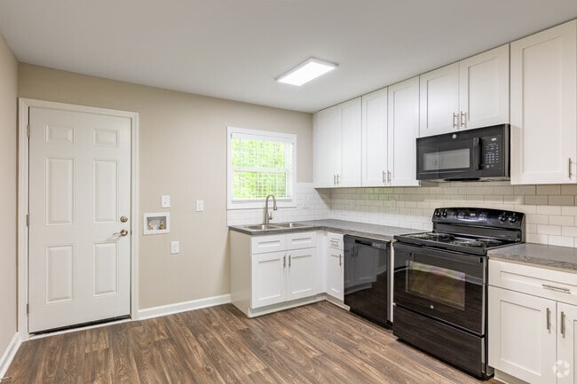 2BR, 1BA - 900SF Kitchen/Dining Room - Langley Place