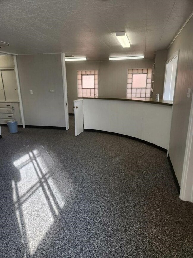 Photo - 1303 S 13th St Unit 1303 Grand