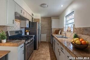 Photo - 607 Colwyn Pass