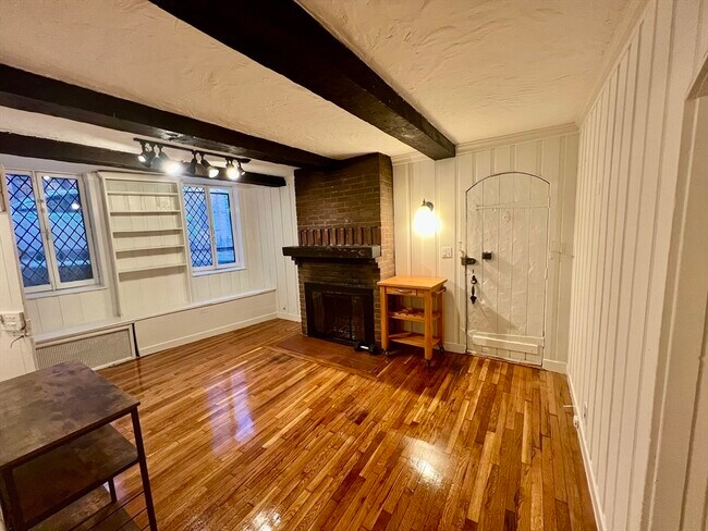 101 Myrtle St Unit A