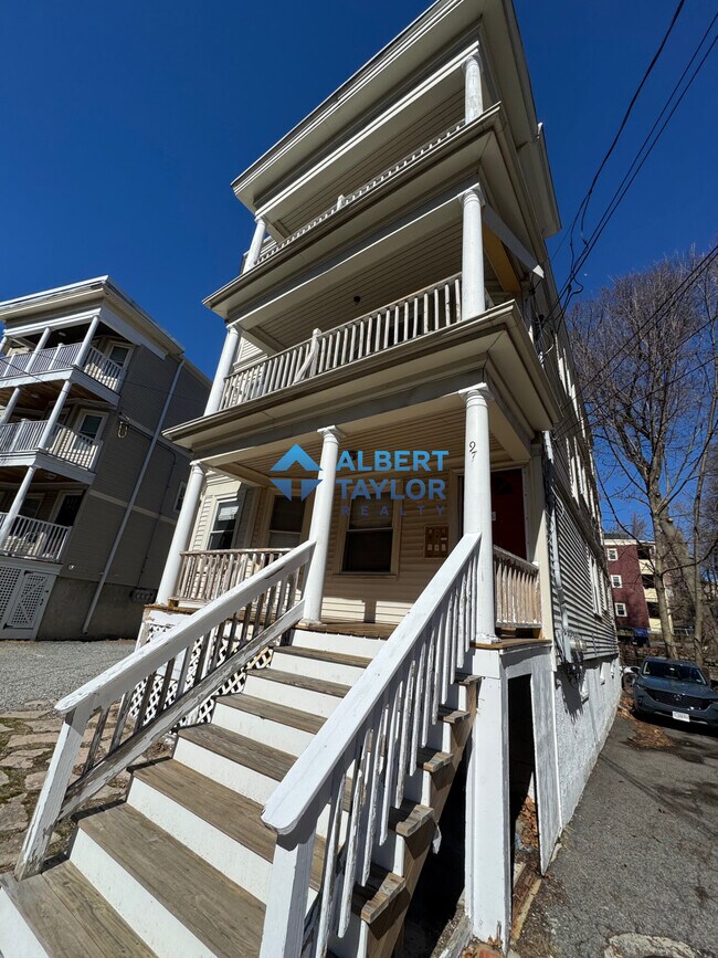 Photo - 97 Kilsyth Rd Unit 3